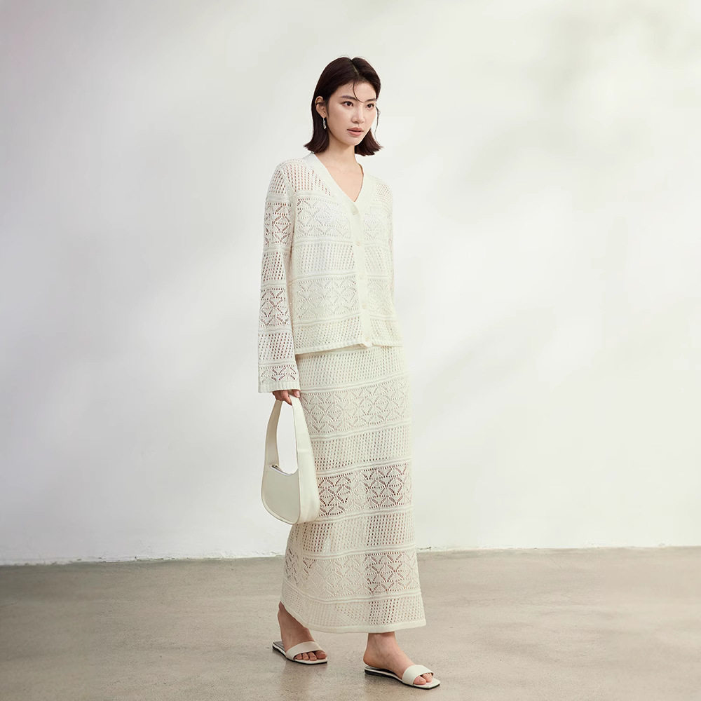 桑蚕丝和纸纱镂空V领针织衫开衫女半身裙两件套2026新款时尚套装