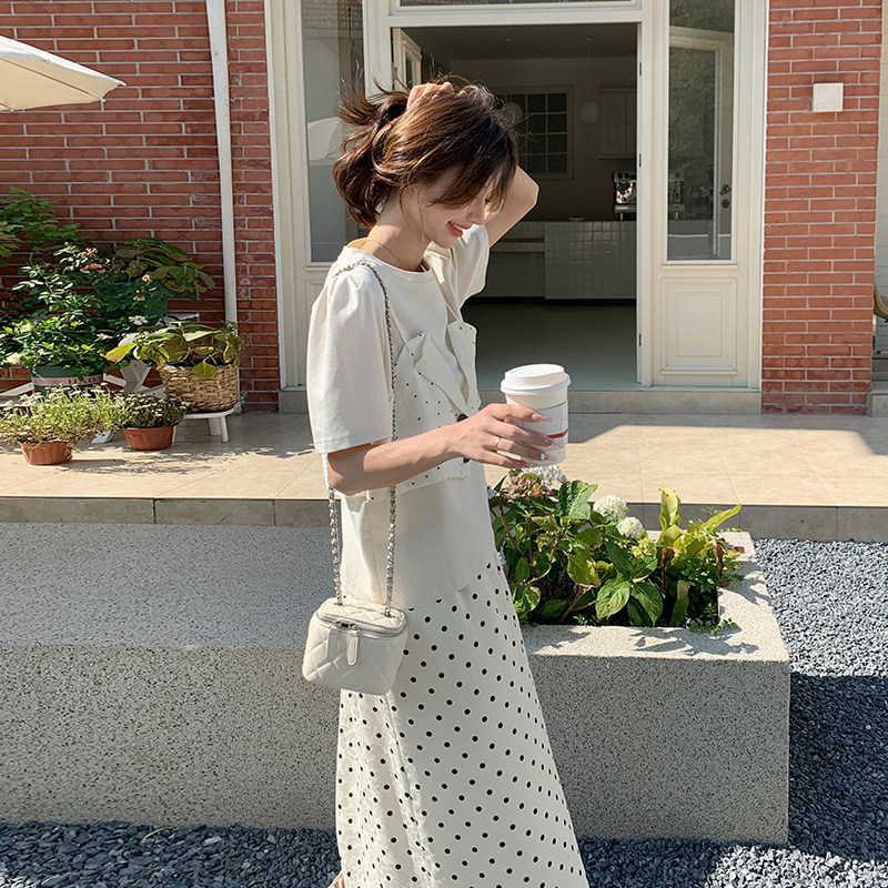 赫本风波点假两件套装裙女夏2025新款流行盐系绝美小清新爆款网红,女装套装/套裙,2C201