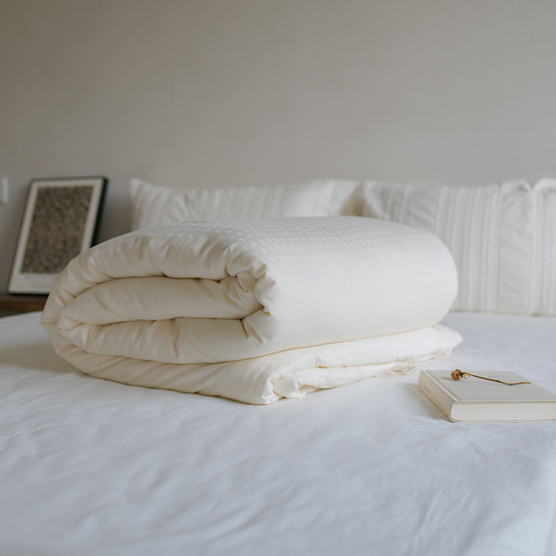 云缇a类生态原棉30%提花冬被芯