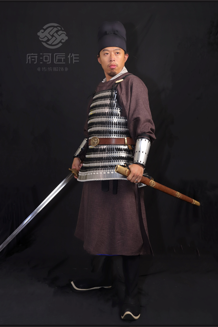 thumbnail for Fuhe craftsmen made life-size Tang and Song Dynasty slender two-crotch armor, Chinese armor, Wuhou Xiangjun samurai