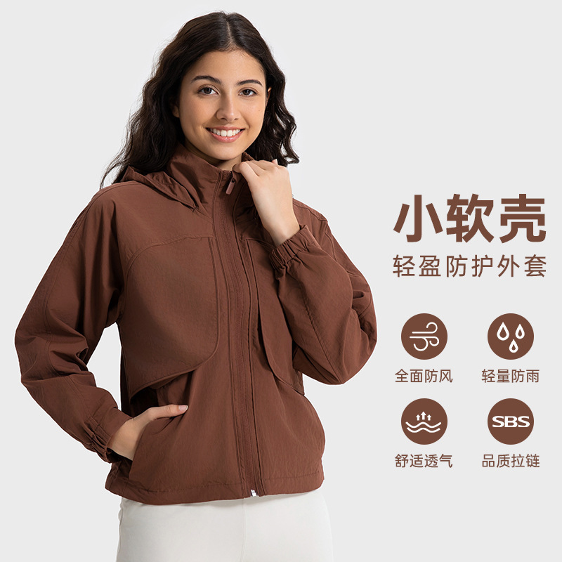 新品梭织防风防雨百搭连帽外套女SBS拉链透气冲锋衣秋季DAW012