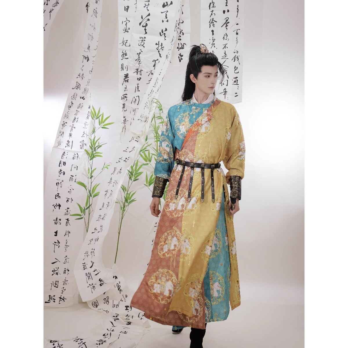 2026新款原创汉服男款拼色敦煌唐圆领烫金印花中国风侠客帅气武侠
