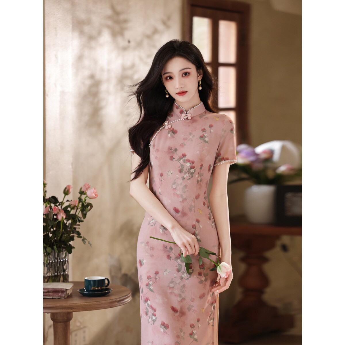 2026新款新中式国风年轻款绝美粉色旗袍草莓印花夏季日常少女感连