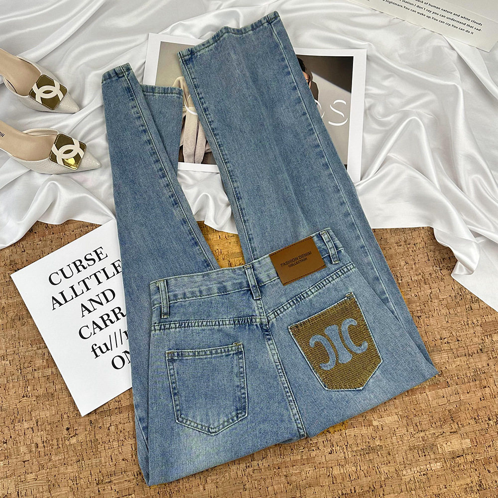 2025新款高腰显瘦直筒牛仔裤女