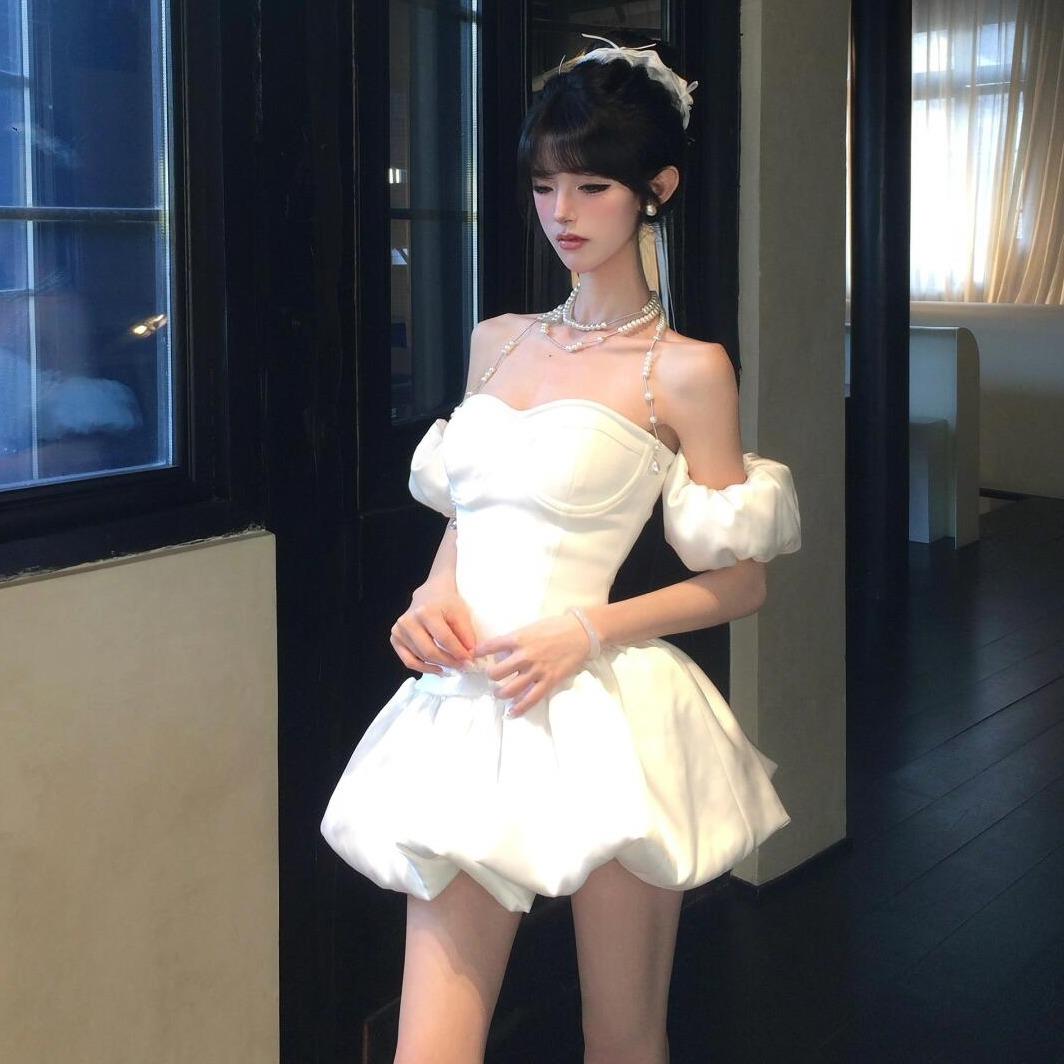 缎面蓬蓬裙法式气质辣妹性感纯欲风连衣裙复古一字肩白色抹胸短裙