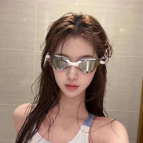 网红同款高清防雾泳镜