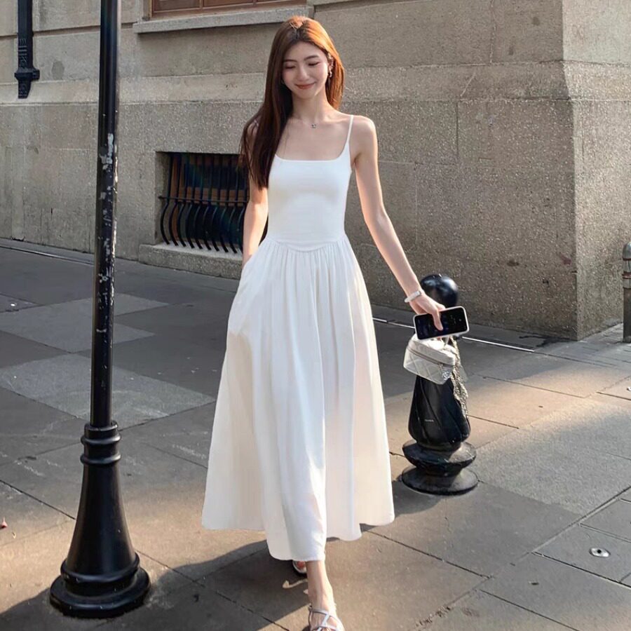 MULVAN 黑色带胸垫针织吊带裙连衣裙女法式气质收腰a字长裙背心裙