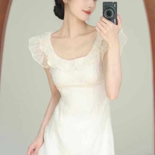 现货RoseFang芊芊法式甜美粉气质连衣裙高腰修身U领荷叶边长裙