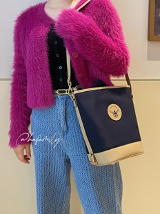 利昂多品牌2023新款韩风休闲时尚水桶子母布包单肩斜挎女包