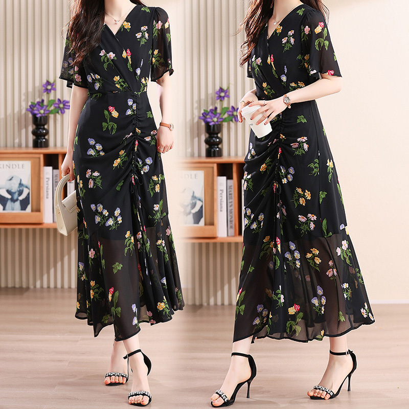微胖大码女装连衣裙夏季新款2025胖妹妹mm遮肚显瘦时尚碎花鱼尾裙
