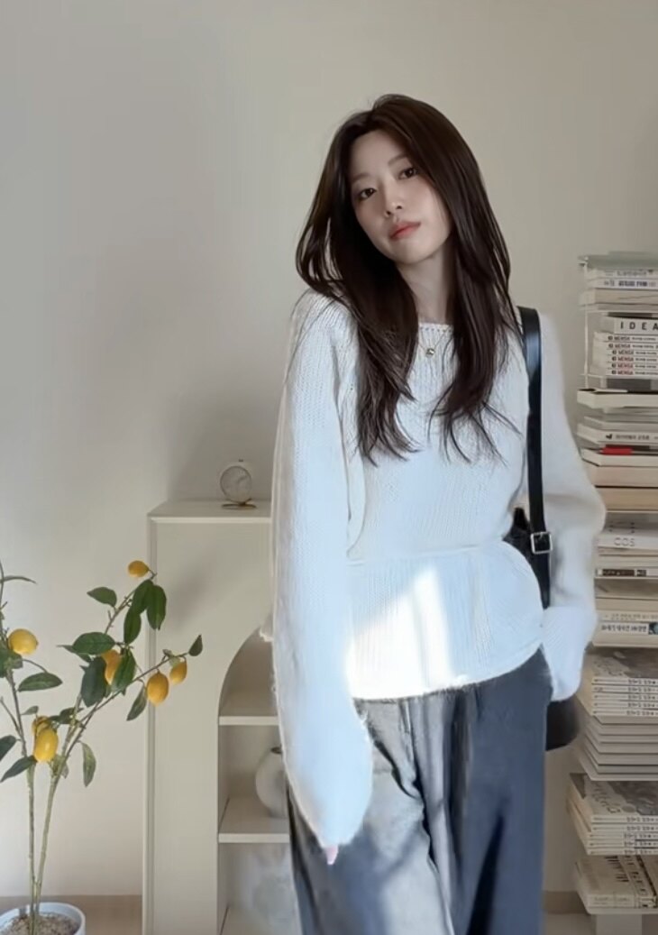 嘟颖同款2025早秋新品韩版套头毛针织衫简约百搭长袖毛衣女上衣