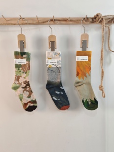 法国Bonne Maison趣味油画系棉袜中筒袜情侣袜子男女潮袜防臭棉袜