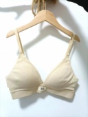 断码 清仓舒适简约法式 三角杯内衣女大胸显小薄无钢圈文胸运动内衣