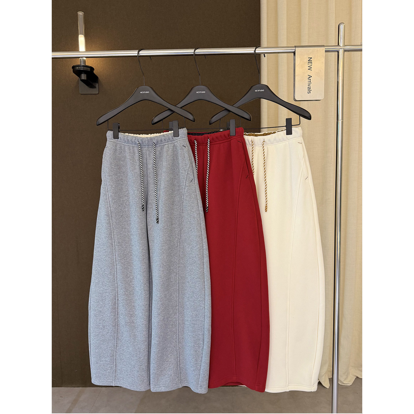 高端欧货冬季新款松紧高腰绑带休闲阔腿刺绣拼接弯刀裤女加绒卫裤,女装/女士精品,休闲裤,淘宝优惠券,粉丝福利购,淘宝优惠卷