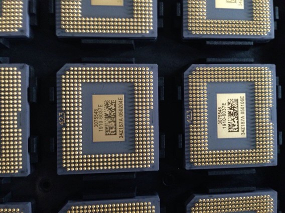 NEC NP-UM330X+/Um301x+/UM331X+/UM280X+投影机仪液晶片屏组件