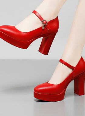 10cm红色走秀t台高跟鞋女方头浅口粗跟模特单鞋水台时装旗袍婚鞋