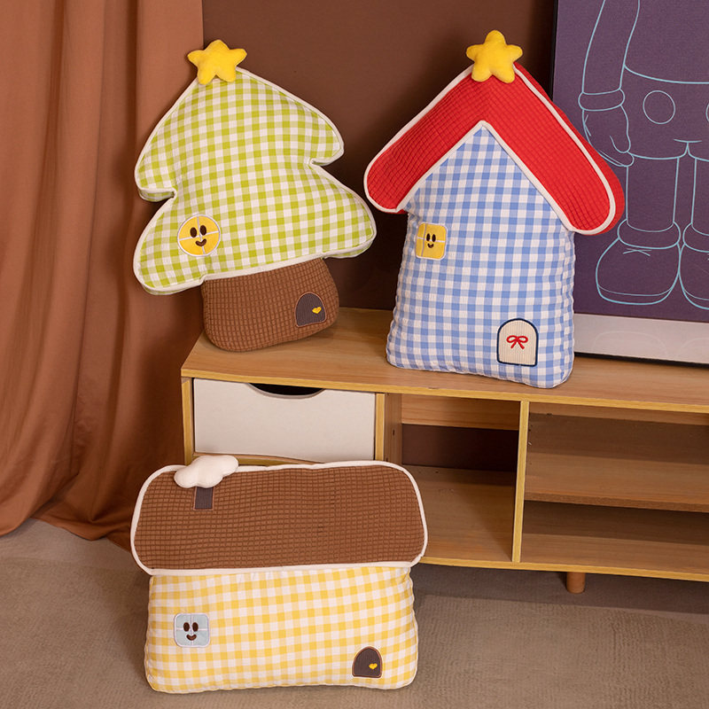 可爱童话小屋房子靠垫办公室腰靠沙发靠枕儿童女生床上陪睡觉抱枕