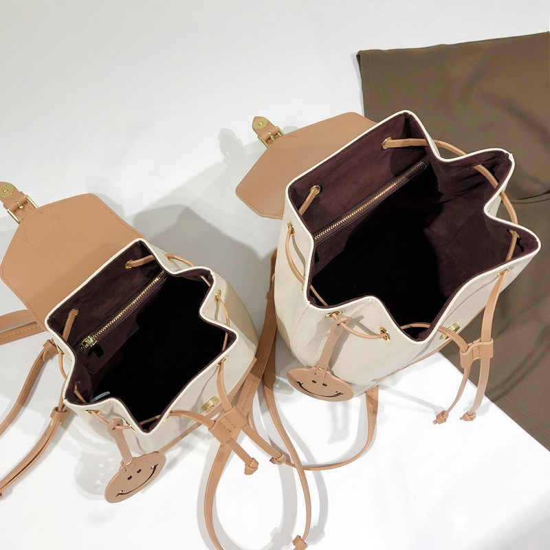 NICHE DESIGN CONTRASTING HIGH TEXTURE BACKPACK WOMENS 2023 FASHION NEW KOREAN VERSION WOMENS BAG COMMUTER TRAVEL BACKPACK