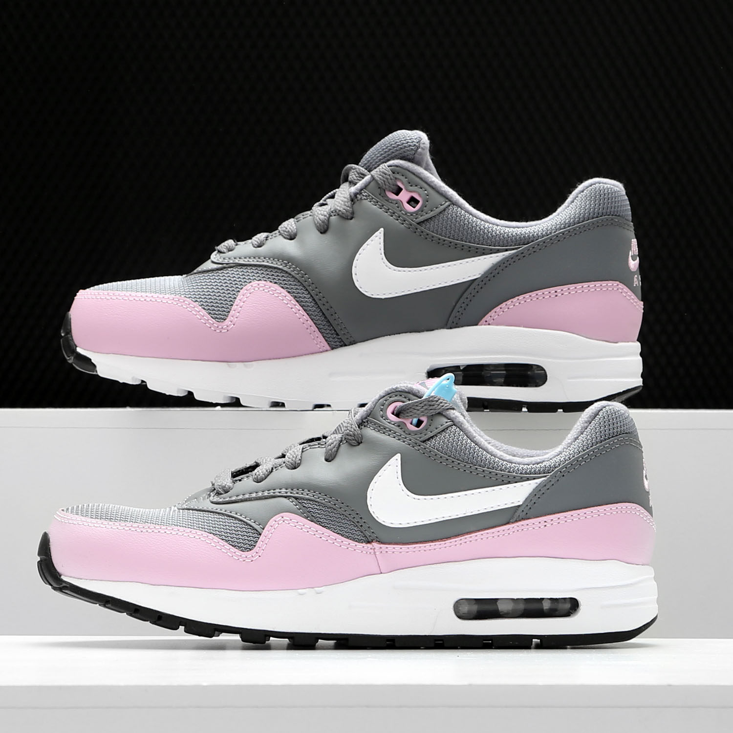 Nike/耐克正品 2018款夏季儿童休闲跑步运动童鞋大童807605-001