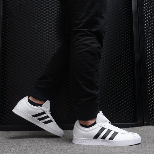 Adidas/阿迪达斯男子运动休闲鞋