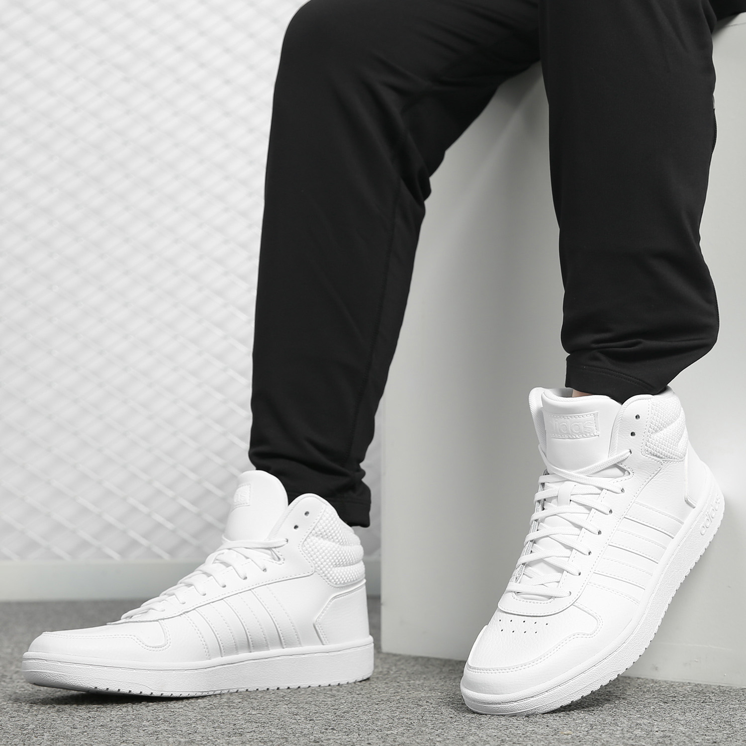 阿迪达斯正品男子f34810休闲板鞋