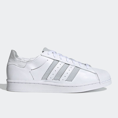 阿迪达斯休闲透气运动鞋三叶草