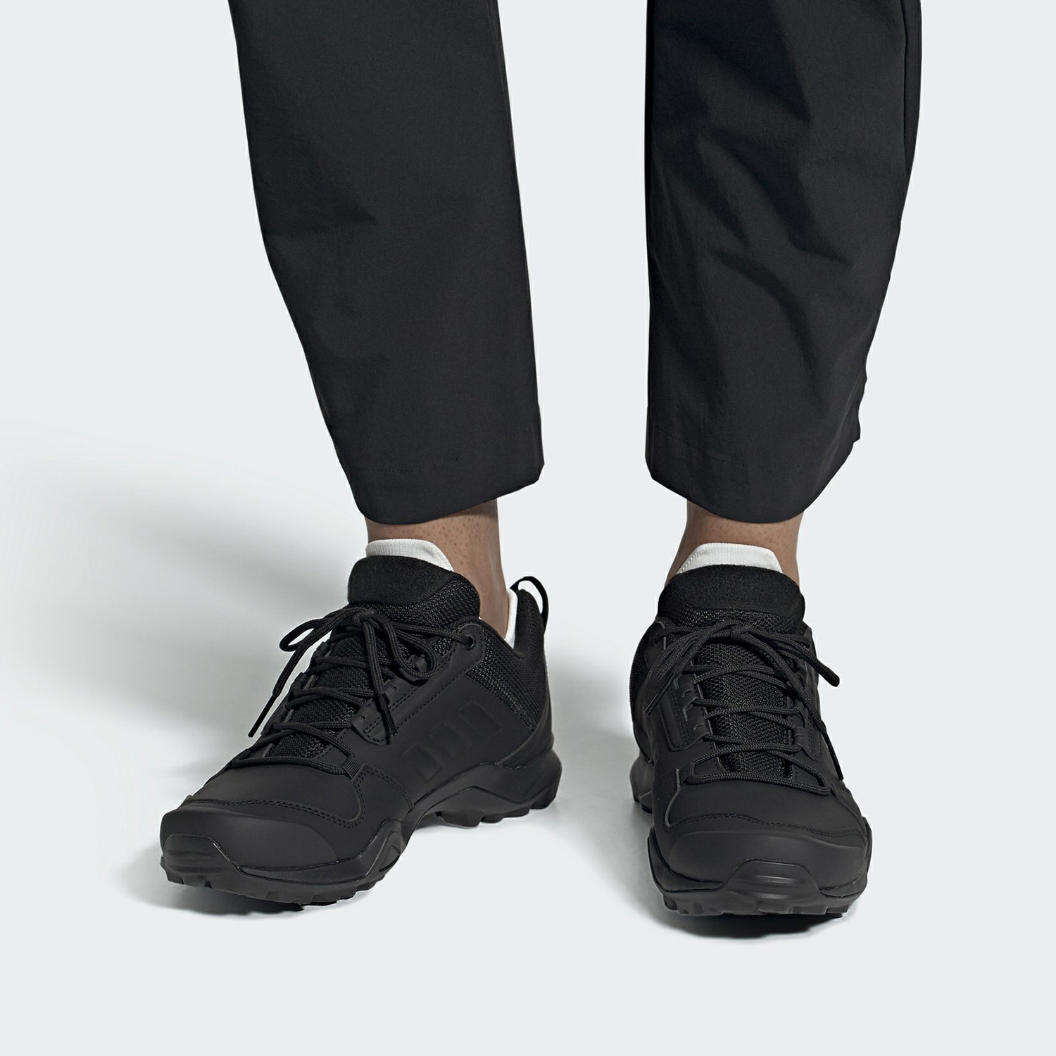 Adidas/阿迪达斯男子户外运动鞋