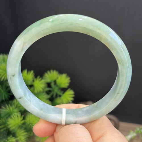 天然缅甸翡翠手镯61特大号冰糯种飘绿带紫三彩62玉镯子0173带证书