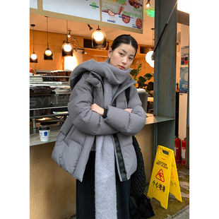 木兰 优雅保暖羽绒服女2025十三行冬季新款蓬松白鸭绒外套 52922Y