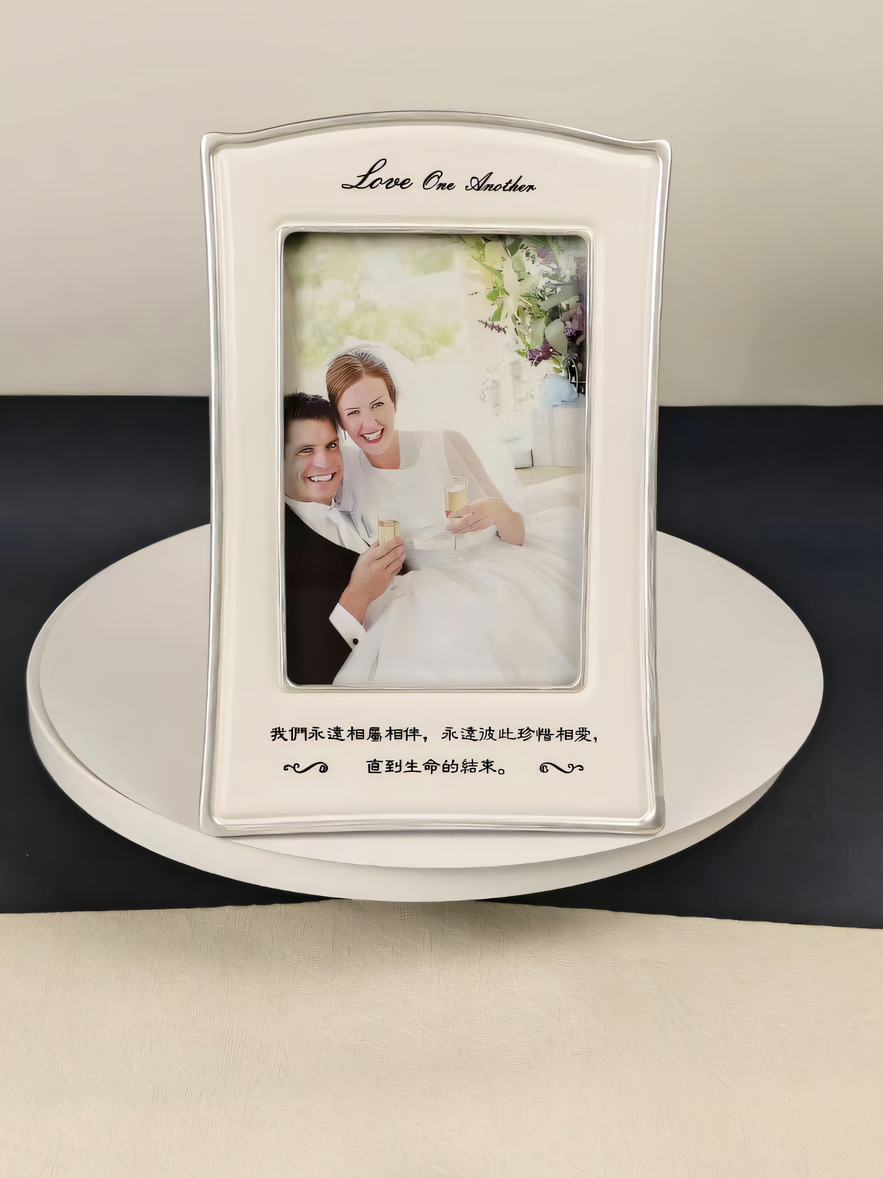 树脂彩绘夫妻相愛/婚礼相框树脂雕塑家居装饰摆台桌面摆件礼品