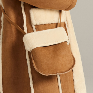 布丁哈鲁冬装上新女童洋气书包2026秋冬季新款学生百搭简约斜挎包