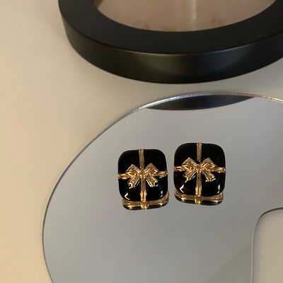 vintage中古方形黑金耳钉女