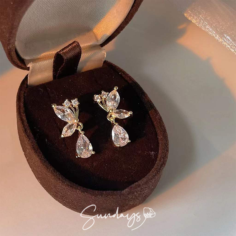 「人间精灵」锆石超闪蝴蝶耳钉女高级感气质耳环无耳洞蚊香盘耳夹,饰品/流行首饰/时尚饰品新,耳环,淘宝优惠券,粉丝福利购,淘宝优惠卷