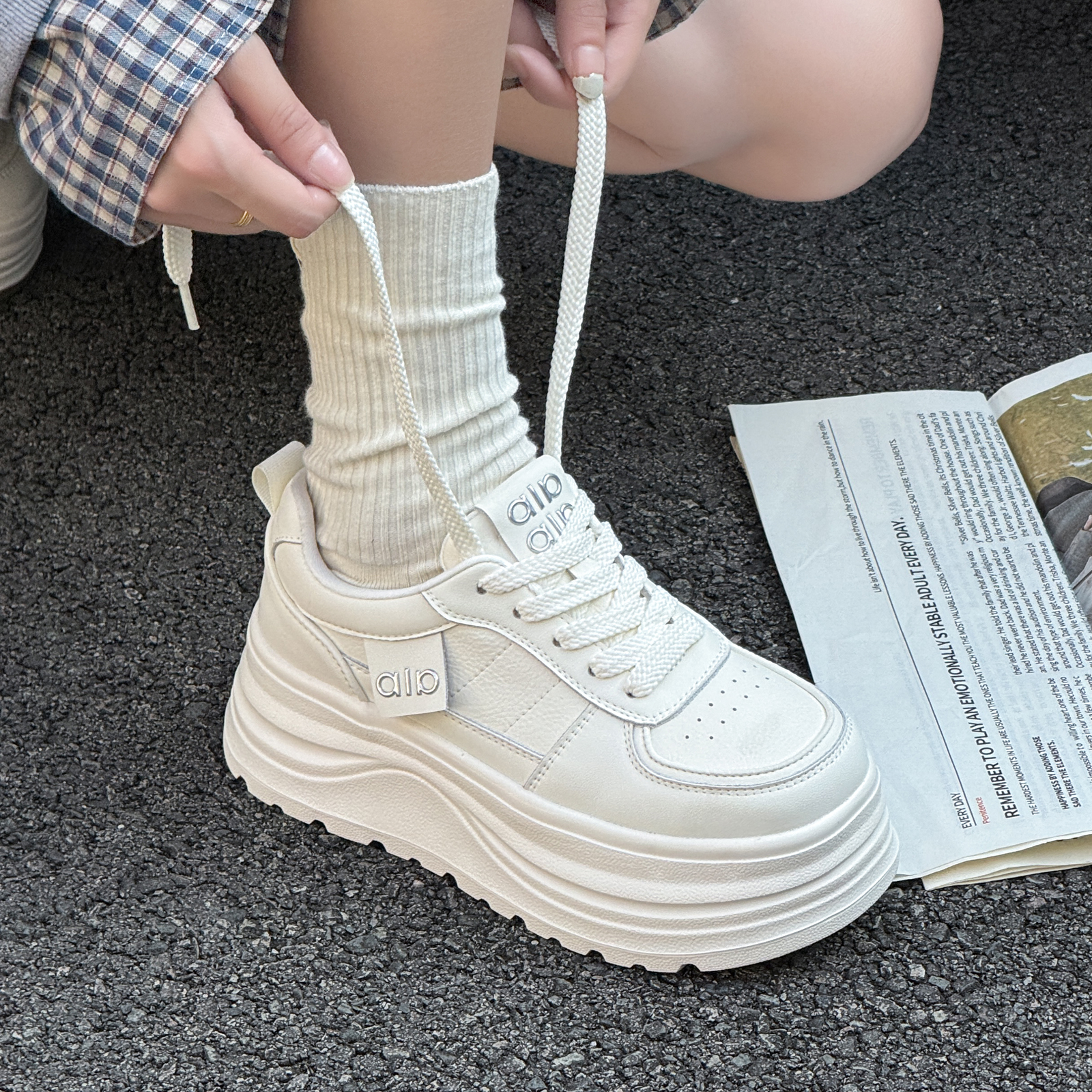 实体同款！2025冬款厚底小白鞋加绒休闲鞋系带保暖鞋增高款板鞋
