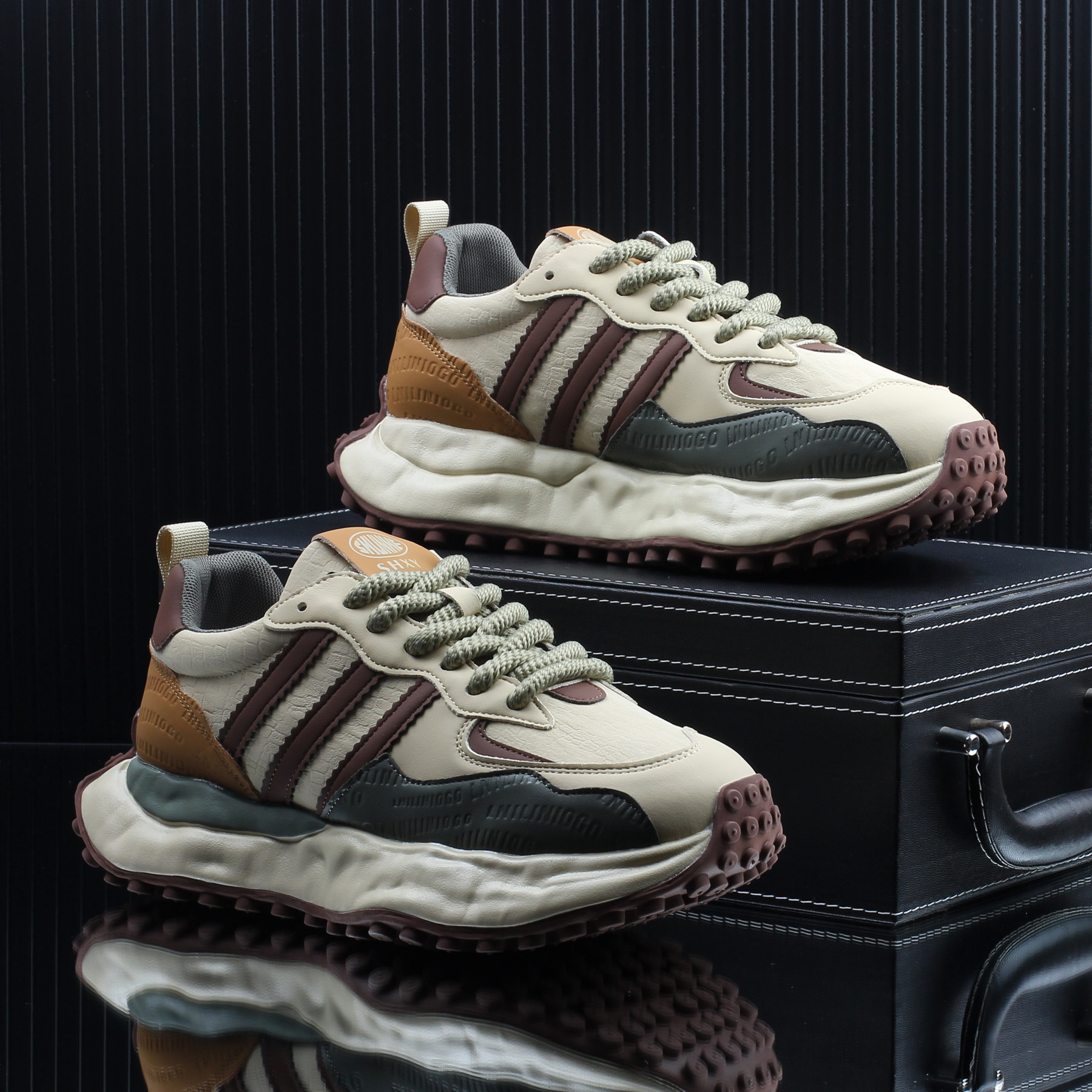 高级感潮牌时尚休闲阿甘鞋子男款