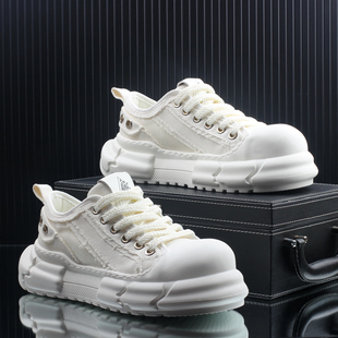 高级感潮牌牛仔布男鞋2025新款秋季厚底增高运动休闲板鞋透气百搭