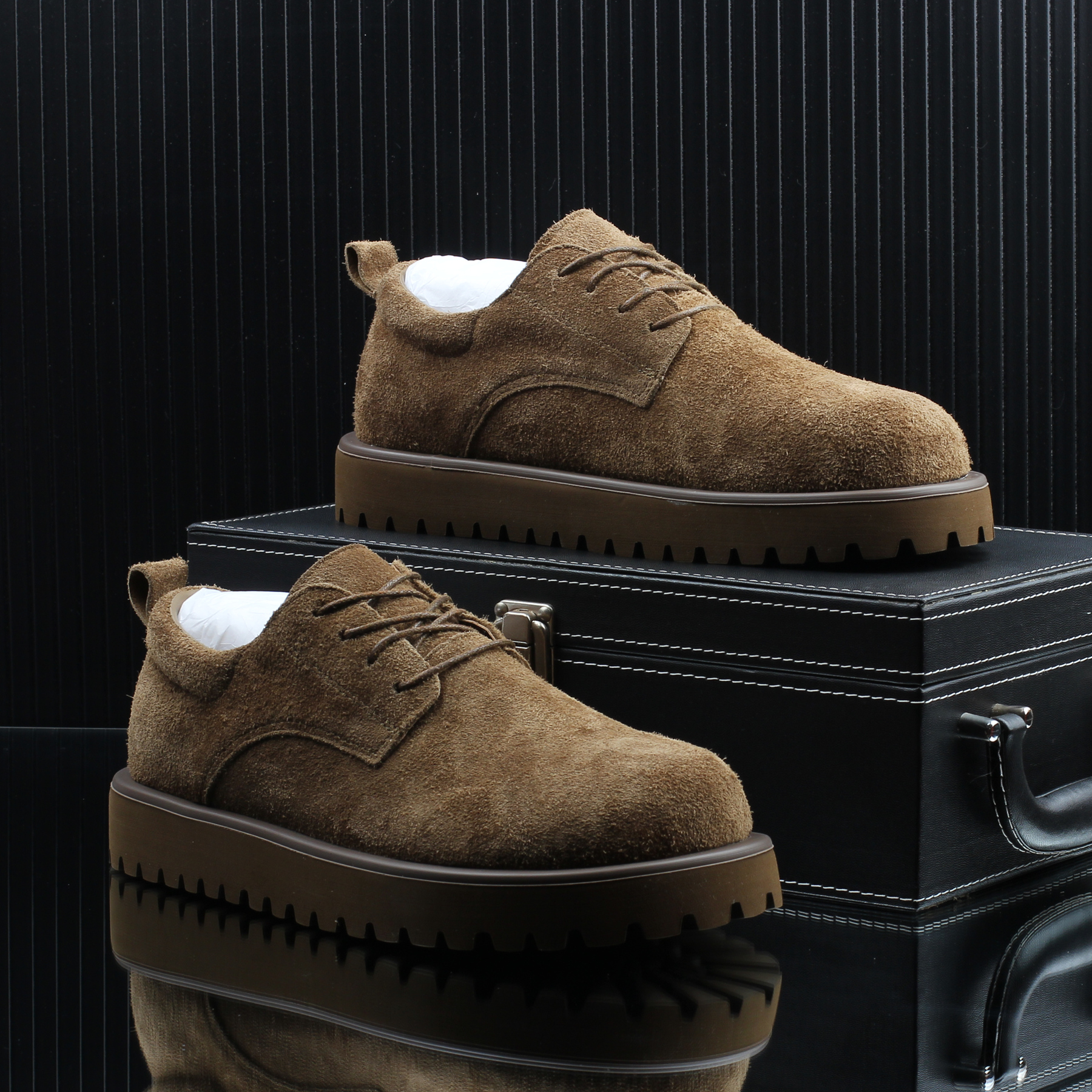 高级感潮牌反绒皮休闲工装鞋男款