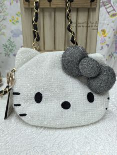 现货,日本限定三丽鸥HelloKitty联名OPAQUE亮闪斜挎手机包约18*14