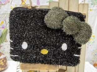 现货,日本限定三丽鸥HelloKitty联名OPAQUE亮闪手拎包零钱15.1*12