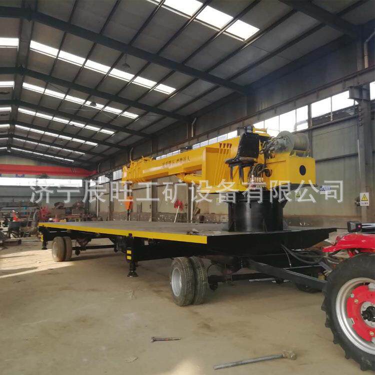 厂供应拖拉机双桥平板吊 各种型号尺寸小吊机液压拖拉机吊车