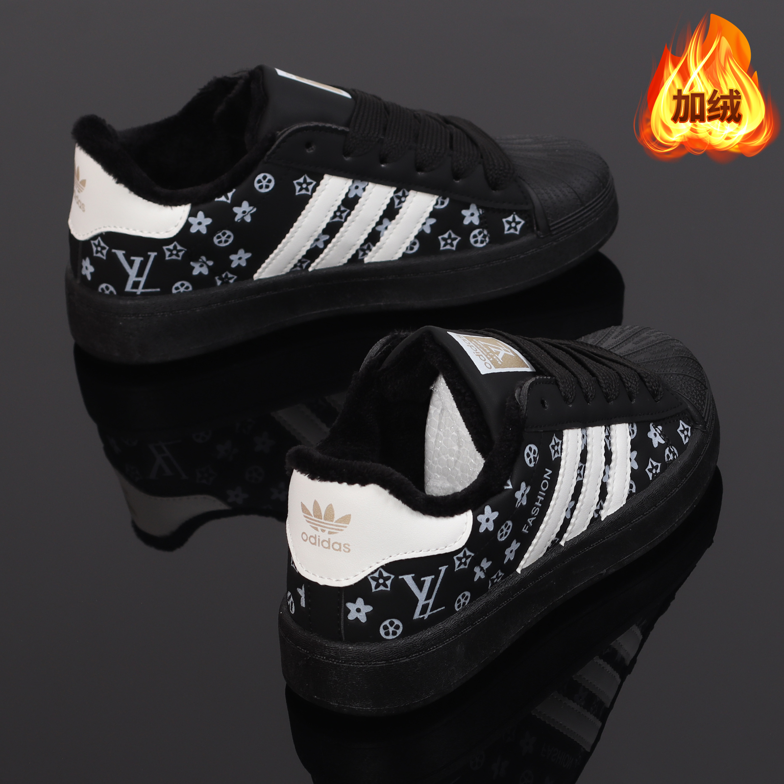 情侣款冬季加绒休闲板鞋小白鞋