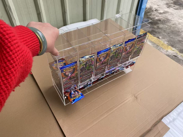 明星卡宝可梦卡包助推器球星卡包货架展示架游戏王日漫卡包推出器