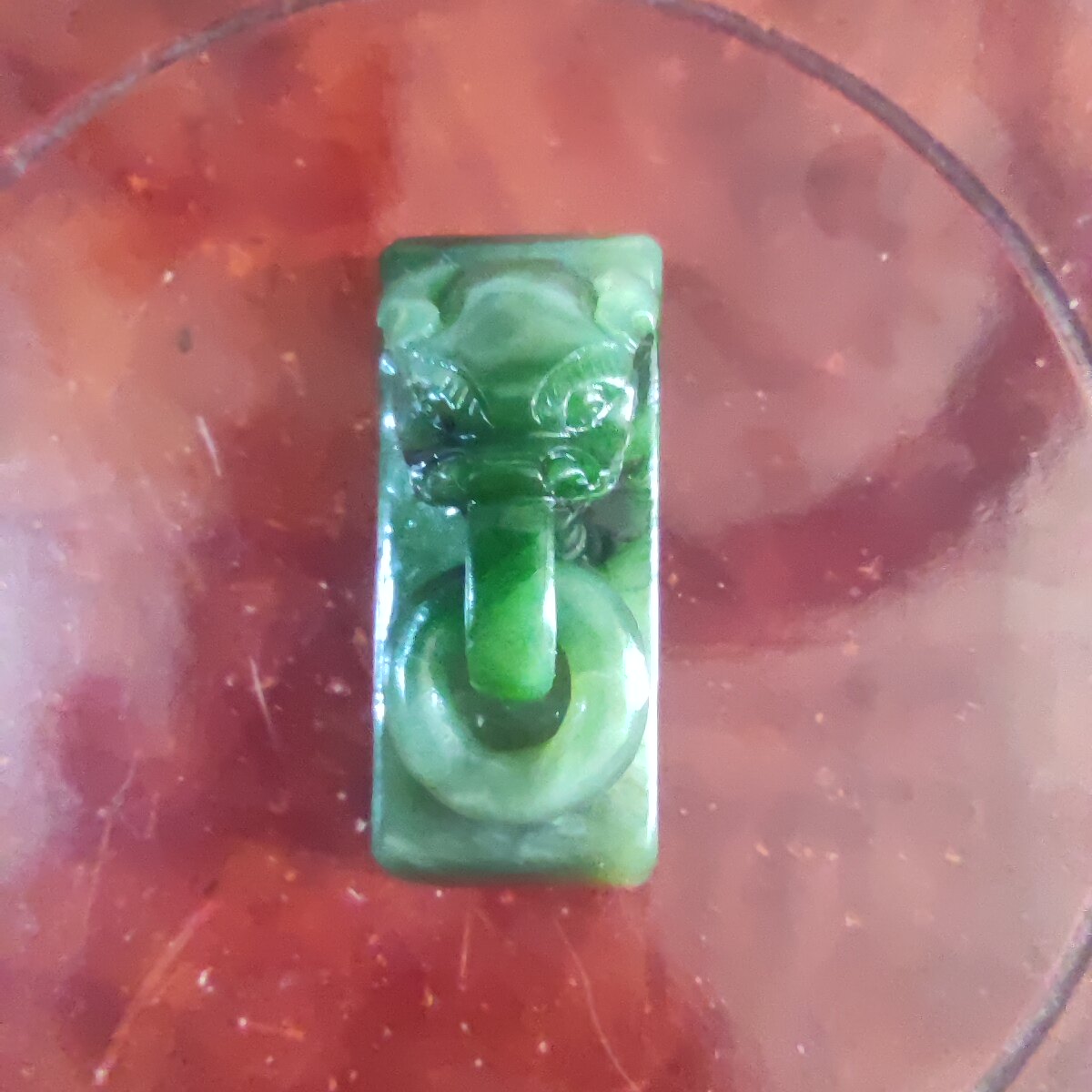 和田玉俄罗斯碧玉皮带扣局部猫眼油性好颜色正黑点少56/23/28（mm