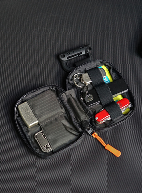 DOOMGEAR横向2.0版迷你白洞收纳包凯夫拉大力马多功能证件包机能