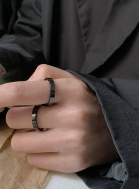 简约百搭不掉色黑色钛钢情侣戒