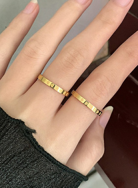 18K金爱心钛钢不掉色情侣戒指