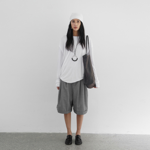 短裤 「初秋」无性别超宽大廓形暗格挽边休闲七分西装 2025 Bow