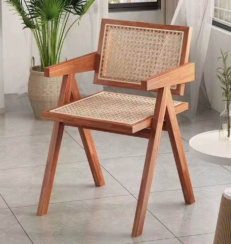 北欧实木藤编椅子昌迪加尔民宿家用夏天餐椅复古ins扶手靠背藤椅