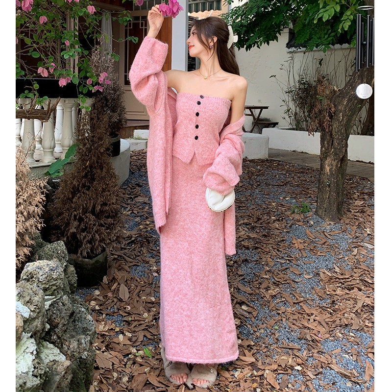 慵懒风毛衣外套女+单排扣抹胸+半身长裙三套高级感复古温柔