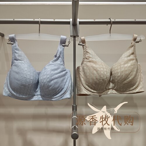 爱慕慕澜26凉塑4/4软托三明治大胸显小隐孔文胸内衣女士 AD110711
